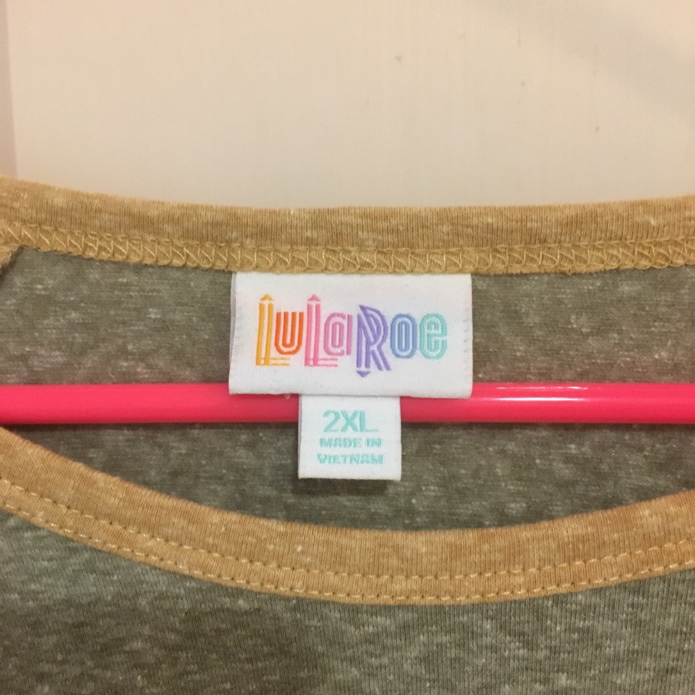 LulaRoe Randy NWT - Picture 2 of 3